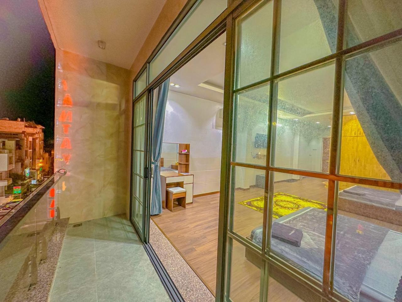Nhan Tay 2 Hotel Can Tho Exterior foto